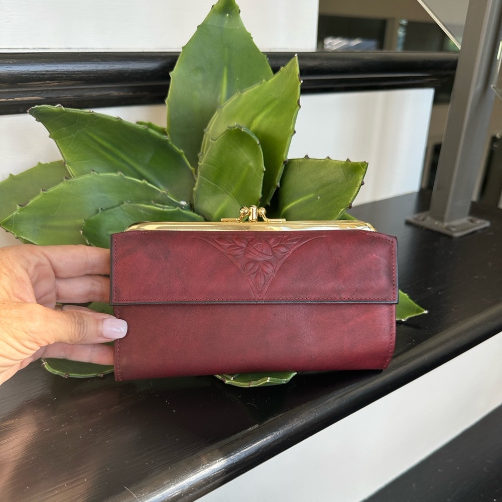 Rolfs Red Leather Clasp Wallet